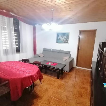 Apartman Zepina Πούλα Εξωτερικό φωτογραφία